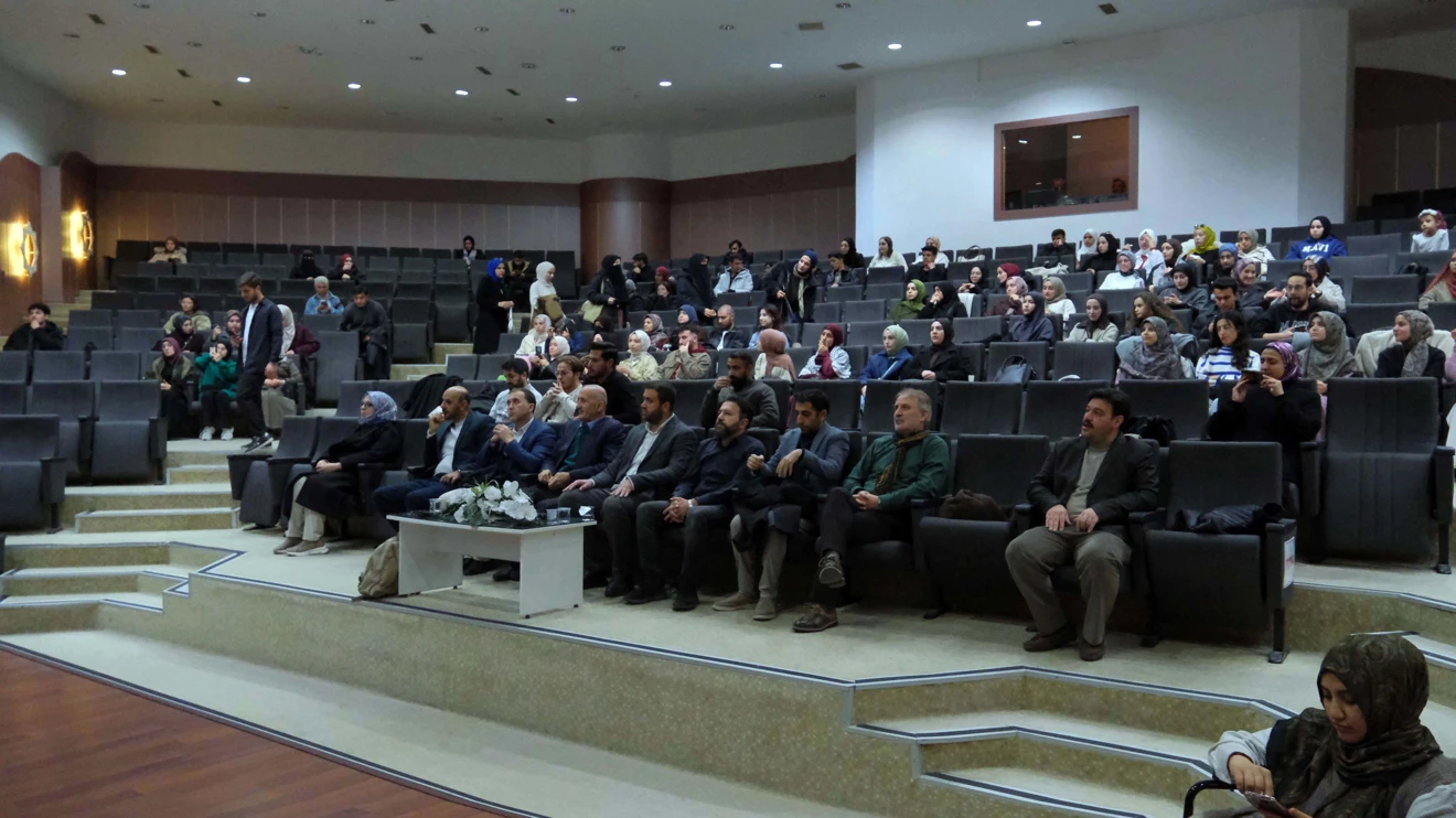 Selçuk Üniversitesi’nde Dünya Arapça Günü Coşkuyla Kutlandı